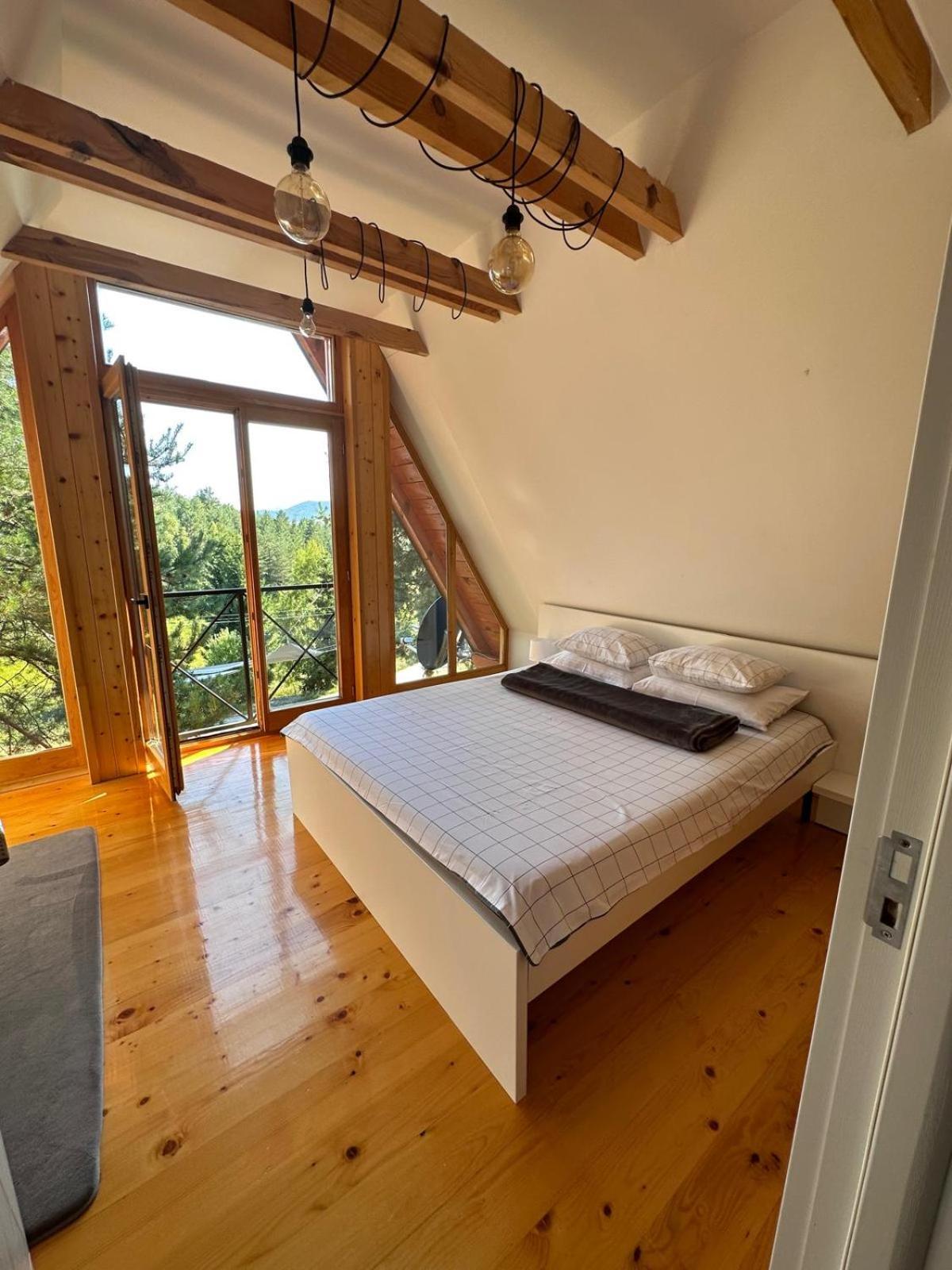 Pine Cabins Златибор Екстериор снимка
